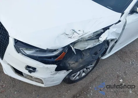 2015 Audi A4 2.0T Premium из США, поврежденный, VIN WAUBFAFL1FN012388